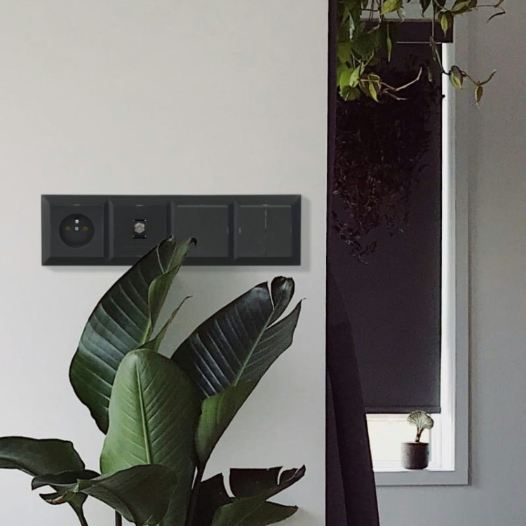 61f19f6d4d2e447cb7f91fcddd026fdc.jpg